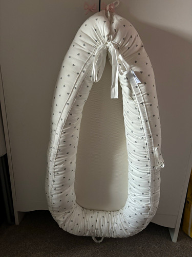 Baby nest pod